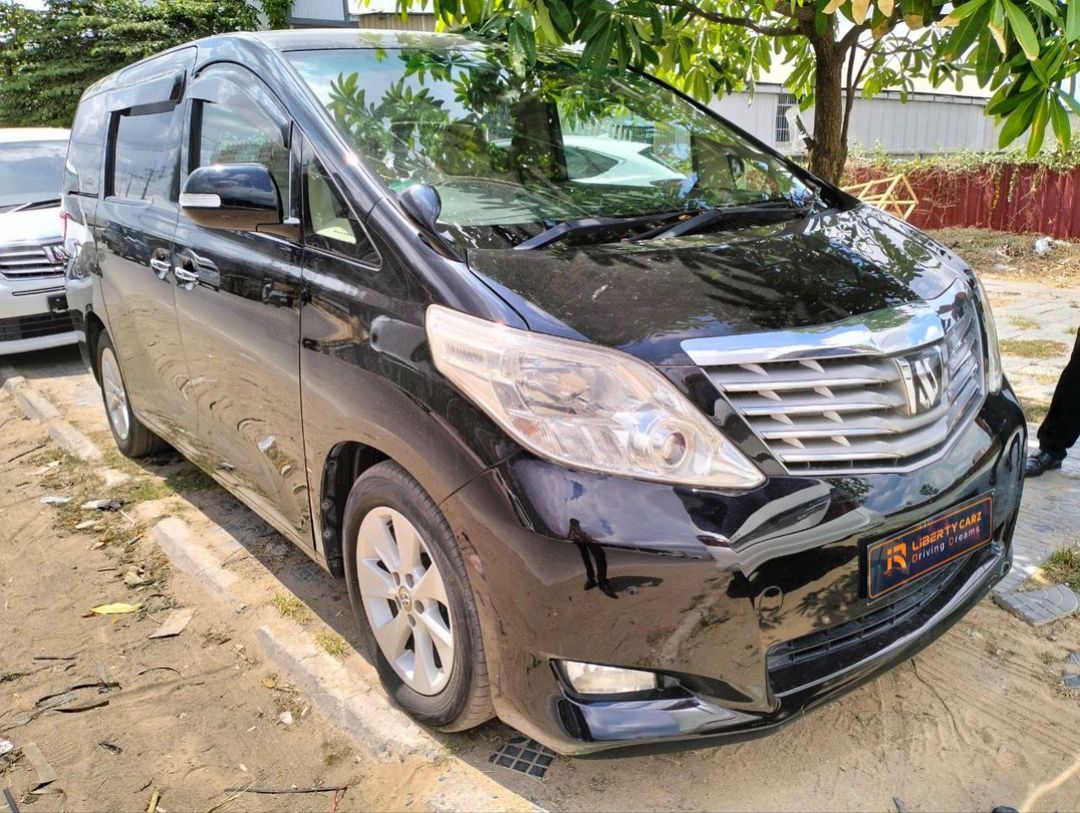 តូយ៉ូតា អាល់ហ្វា 2010forsale