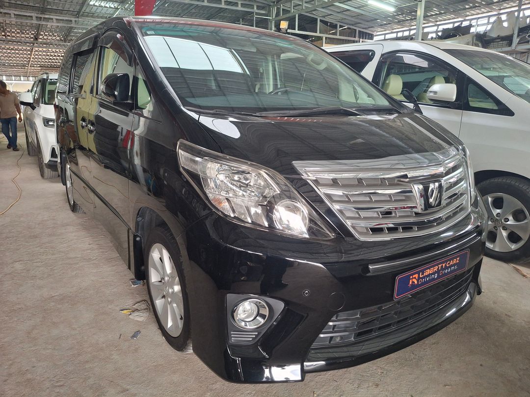 តូយ៉ូតា អាល់ហ្វា 2012forsale