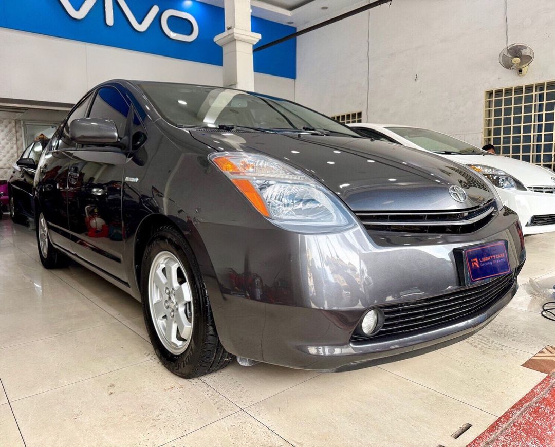 តូយ៉ូតា Prius 2008forsale