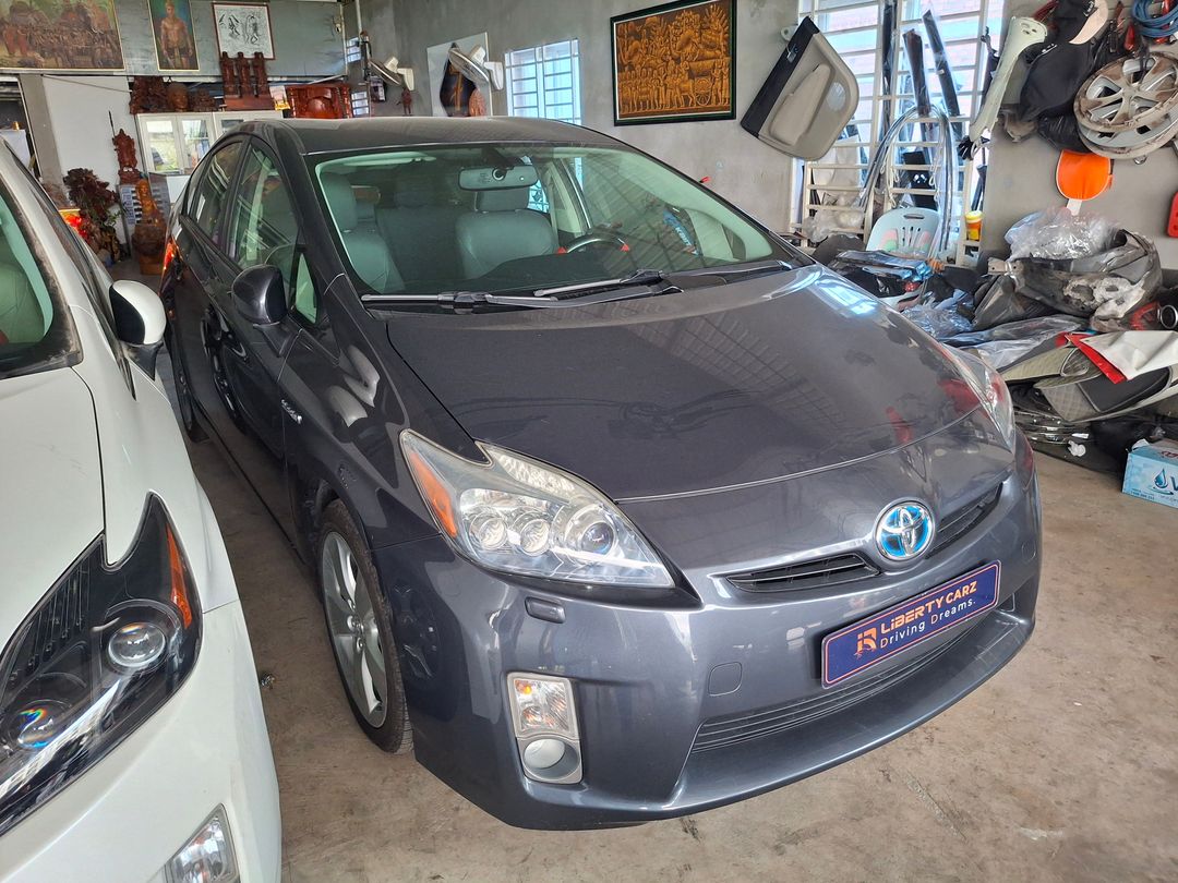 តូយ៉ូតា Prius 2011forsale