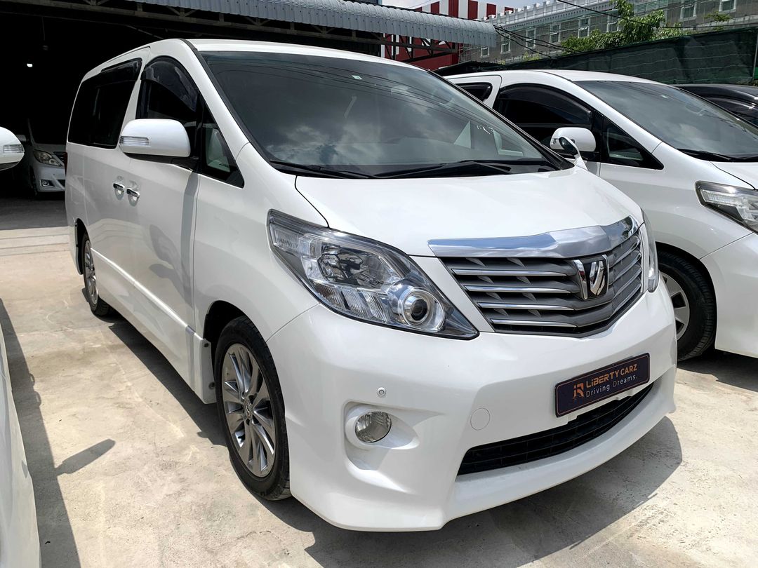 តូយ៉ូតា អាល់ហ្វា 2011forsale