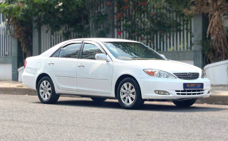 តូយ៉ូតា Camry XLE 2003forsale