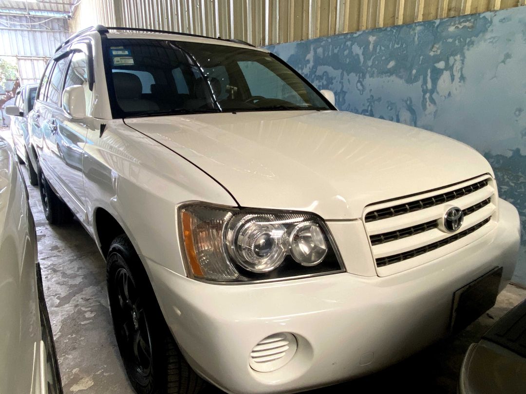 តូយ៉ូតា Highlander 2003forsale