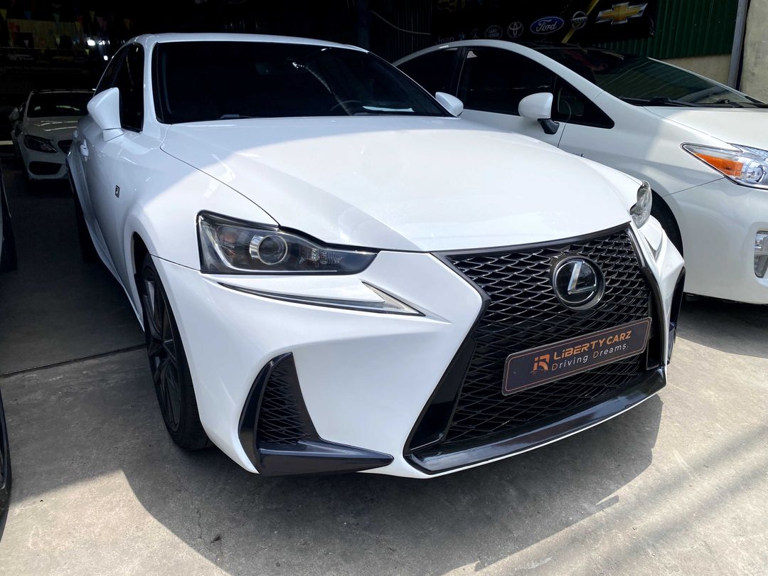 Lexus is200t 2017forsale