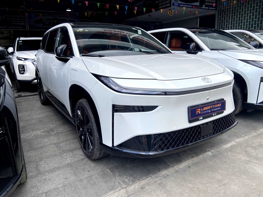 តូយ៉ូតា BZ3X 2025forsale