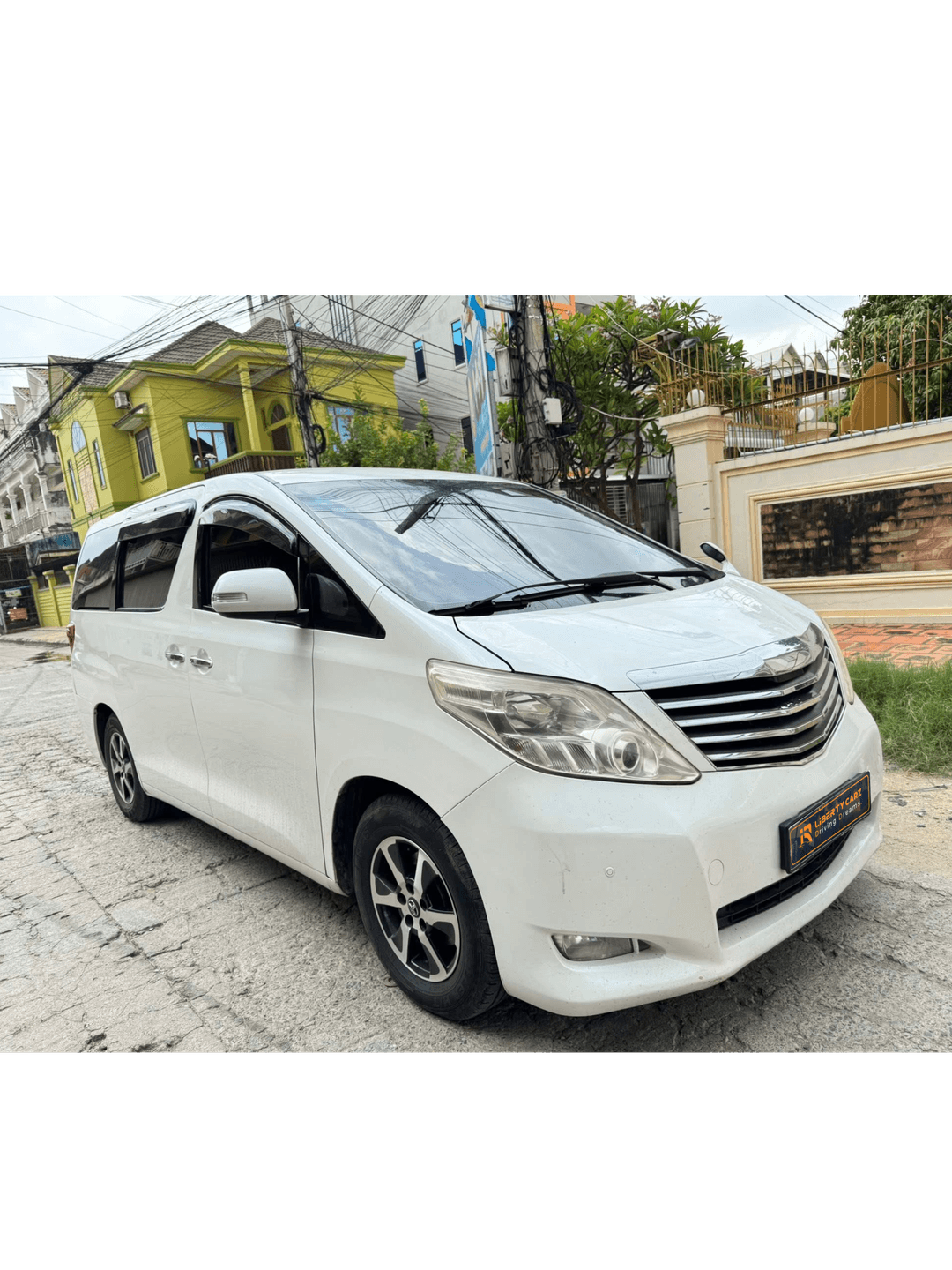 តូយ៉ូតា អាល់ហ្វា 2009forsale