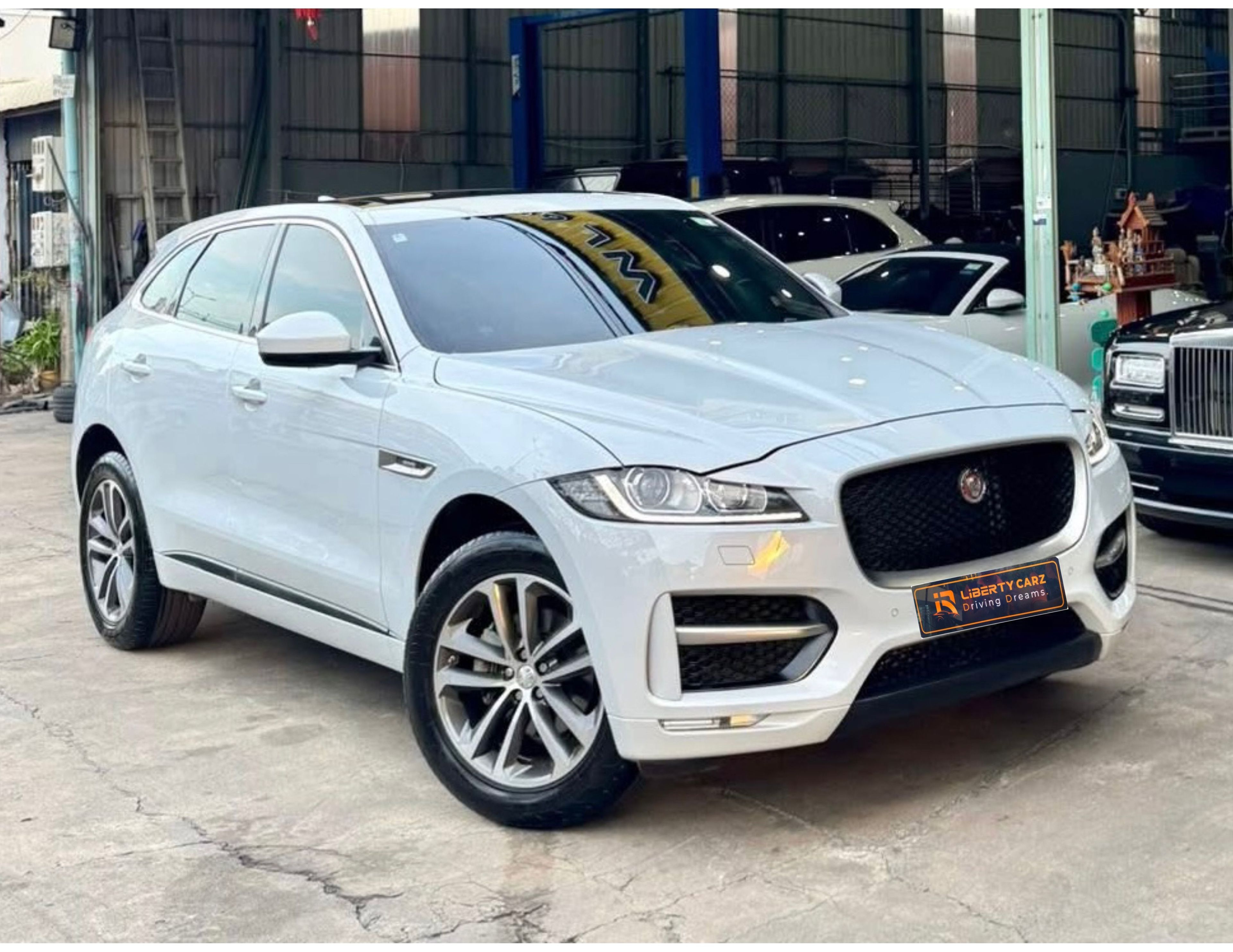 捷豹 E-Pace  2017