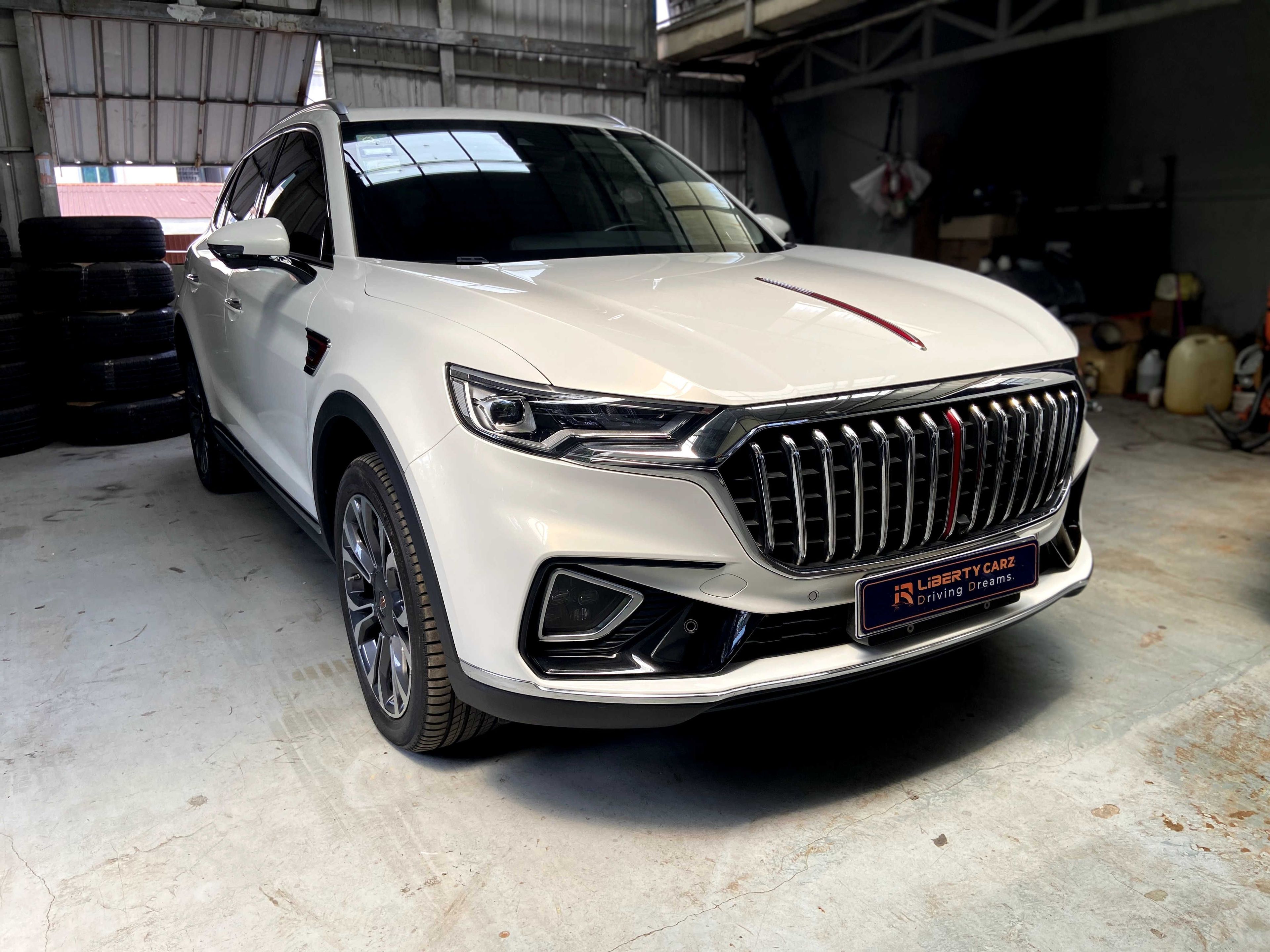 Hongqi Hs5 2020