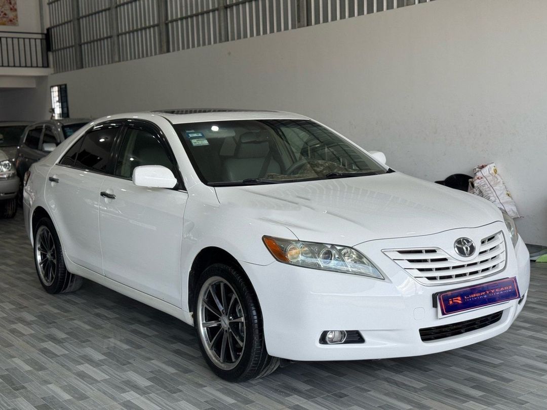 តូយ៉ូតា Camry XLE 2007forsale