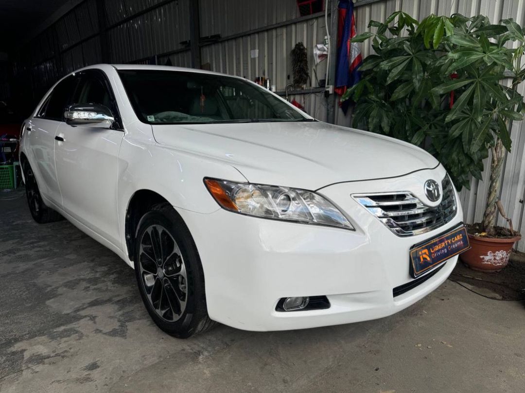តូយ៉ូតា Camry XLE 2007forsale