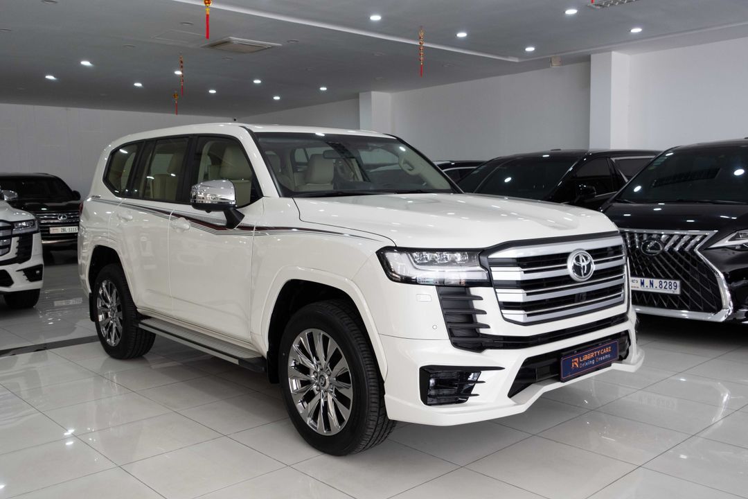 តូយ៉ូតា Land Cruiser GXR 2023forsale