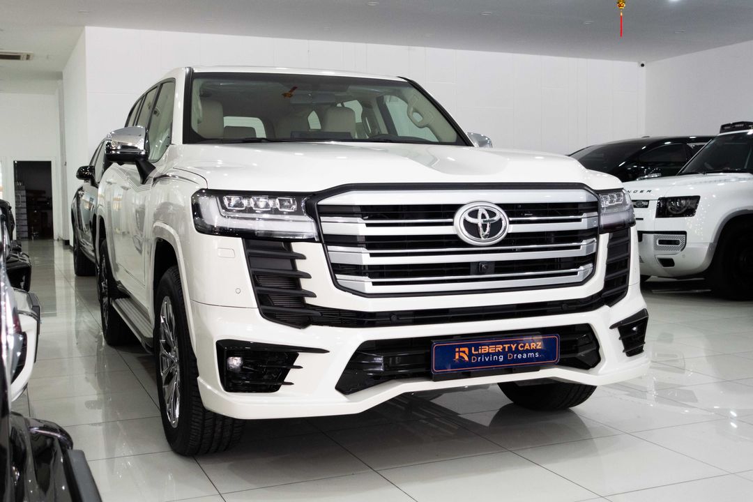 តូយ៉ូតា Land Cruiser GXR 2023forsale