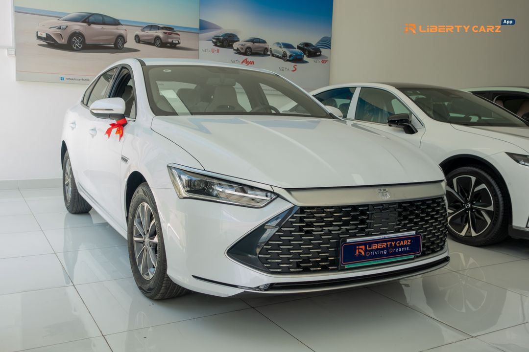 比亚迪  Qin Plus DM-i  2025forsale