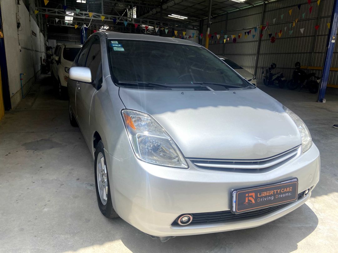តូយ៉ូតា Prius 2005forsale