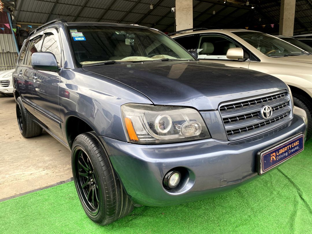 តូយ៉ូតា Highlander 2003forsale