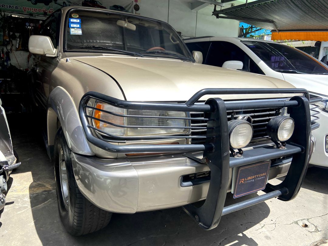 雷克萨斯 LX450d 1997forsale