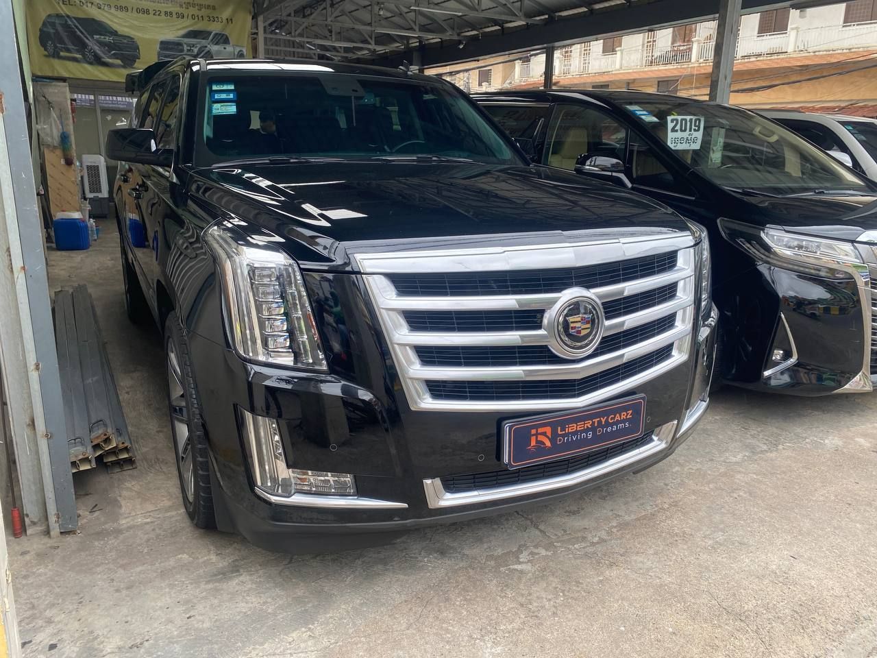 Cadillac ESCALADE 2015