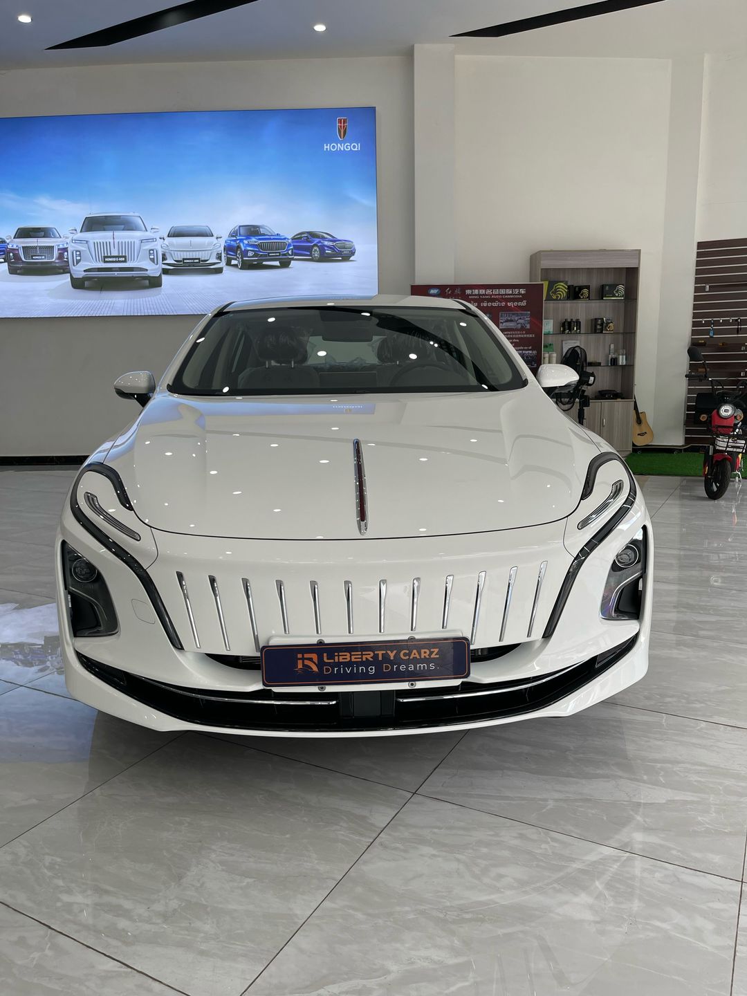 Hongqi E-QM5 2023forsale