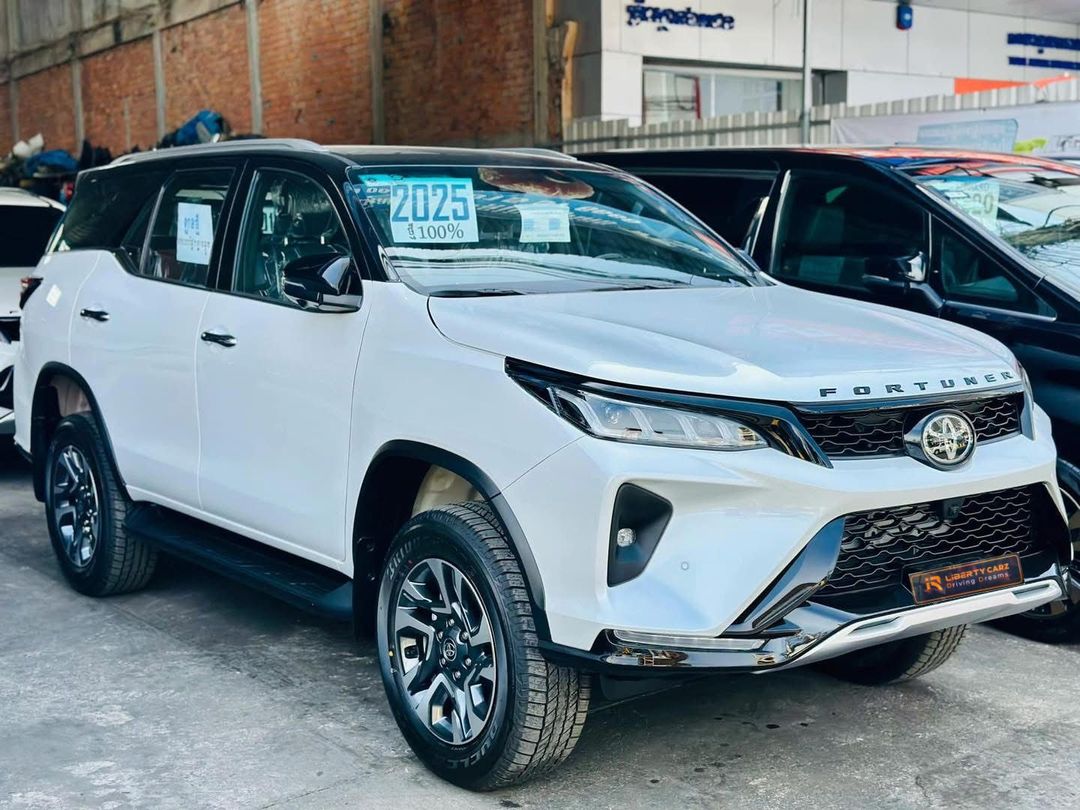 Toyota Fortuner Legender 2025forsale