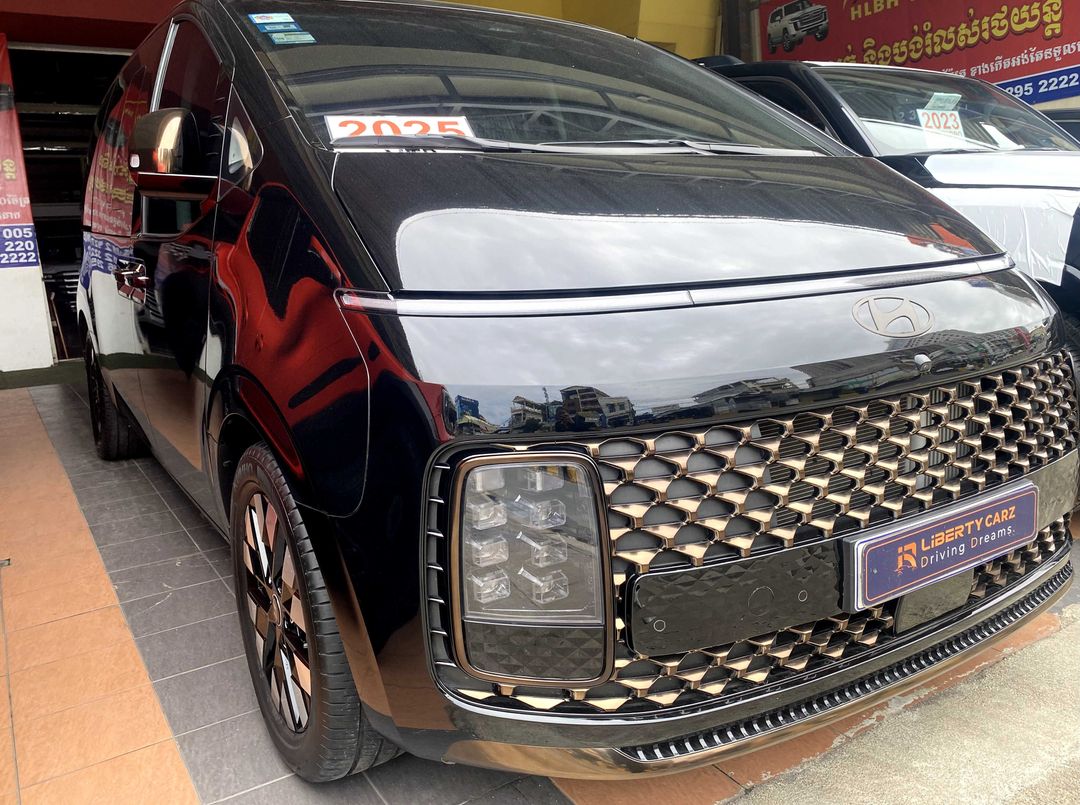现代 Staria 2025forsale