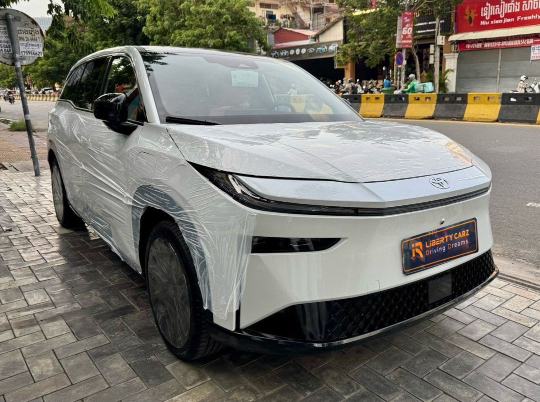 តូយ៉ូតា BZ3X 2025forsale