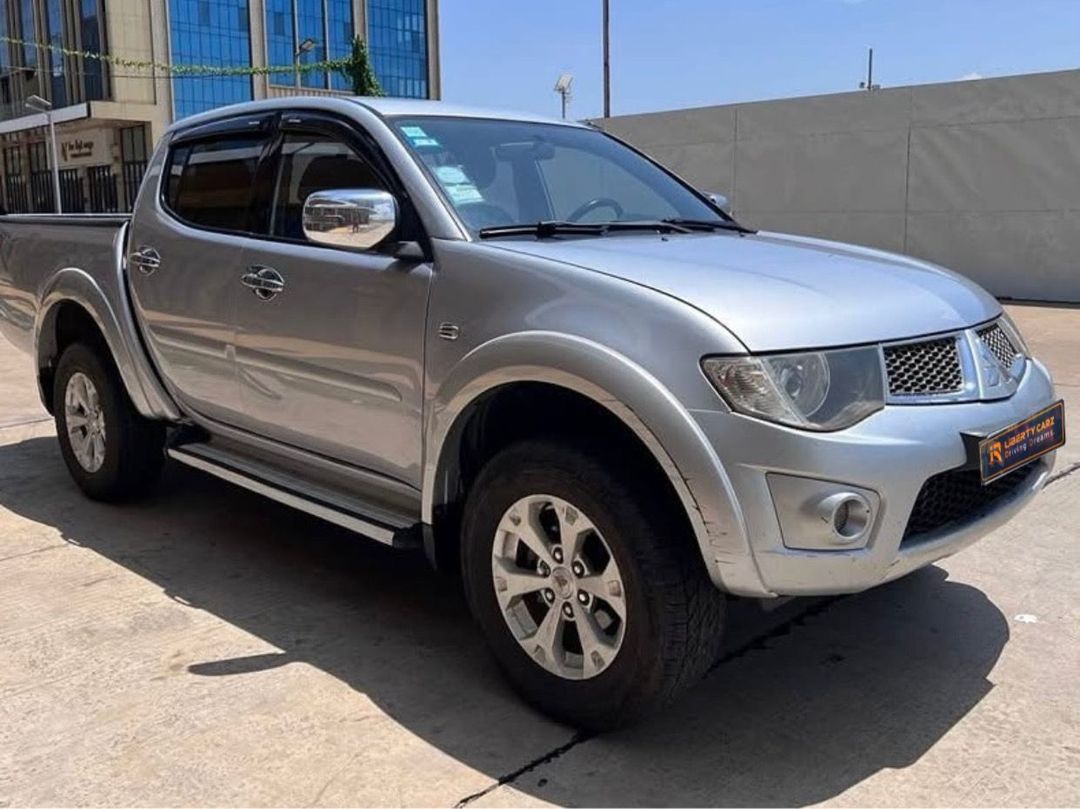 三菱 Triton 2015forsale