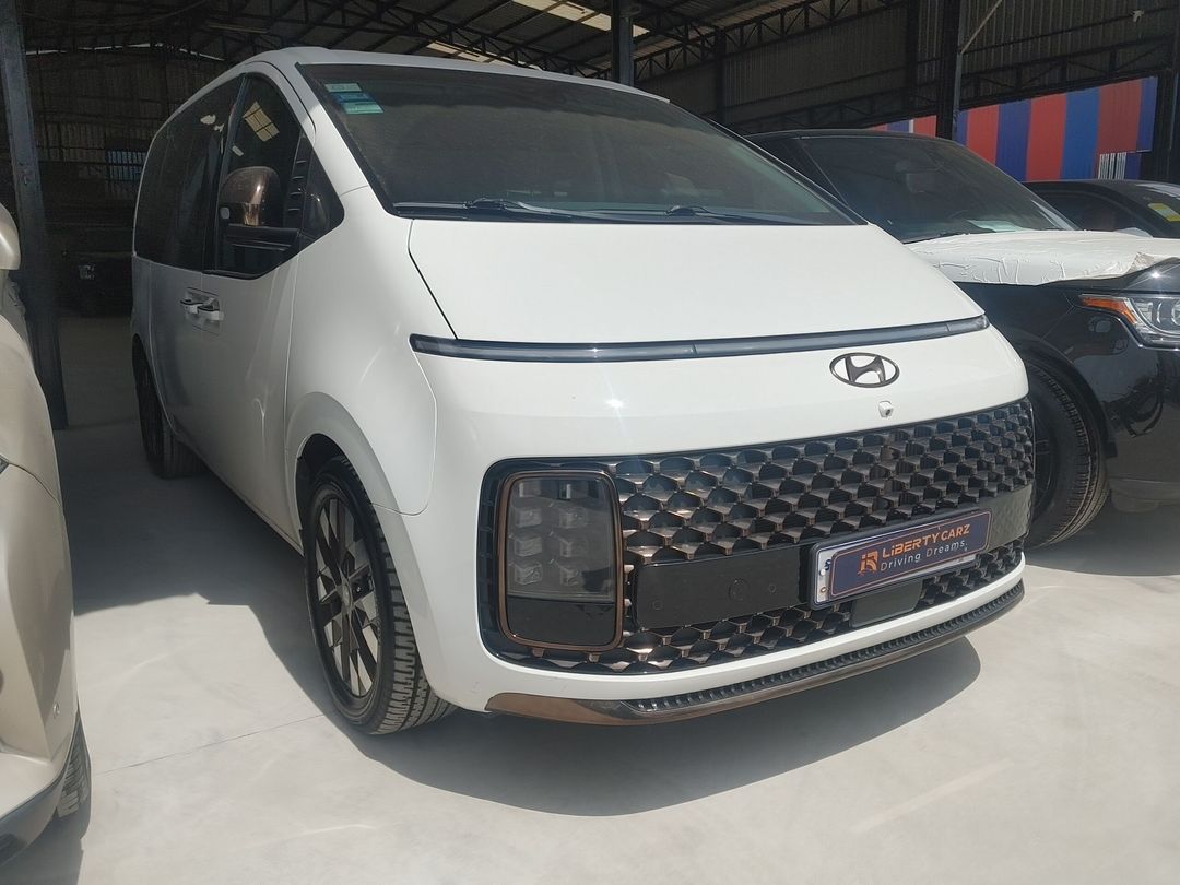Hyundai Staria 2022forsale