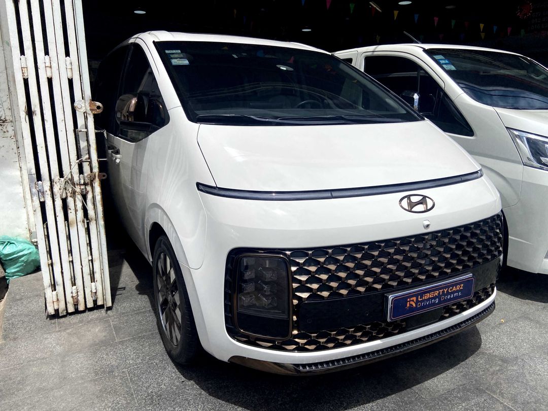 Hyundai Staria 2022forsale