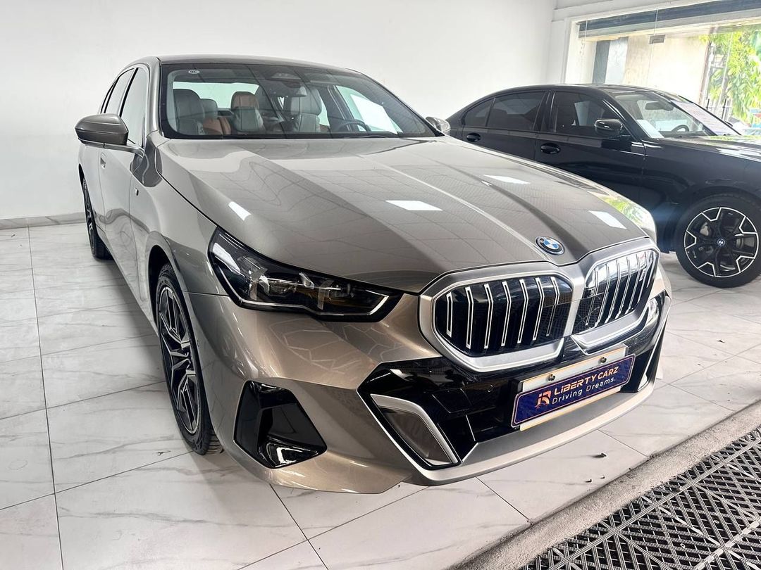 宝马 5 系 2024forsale