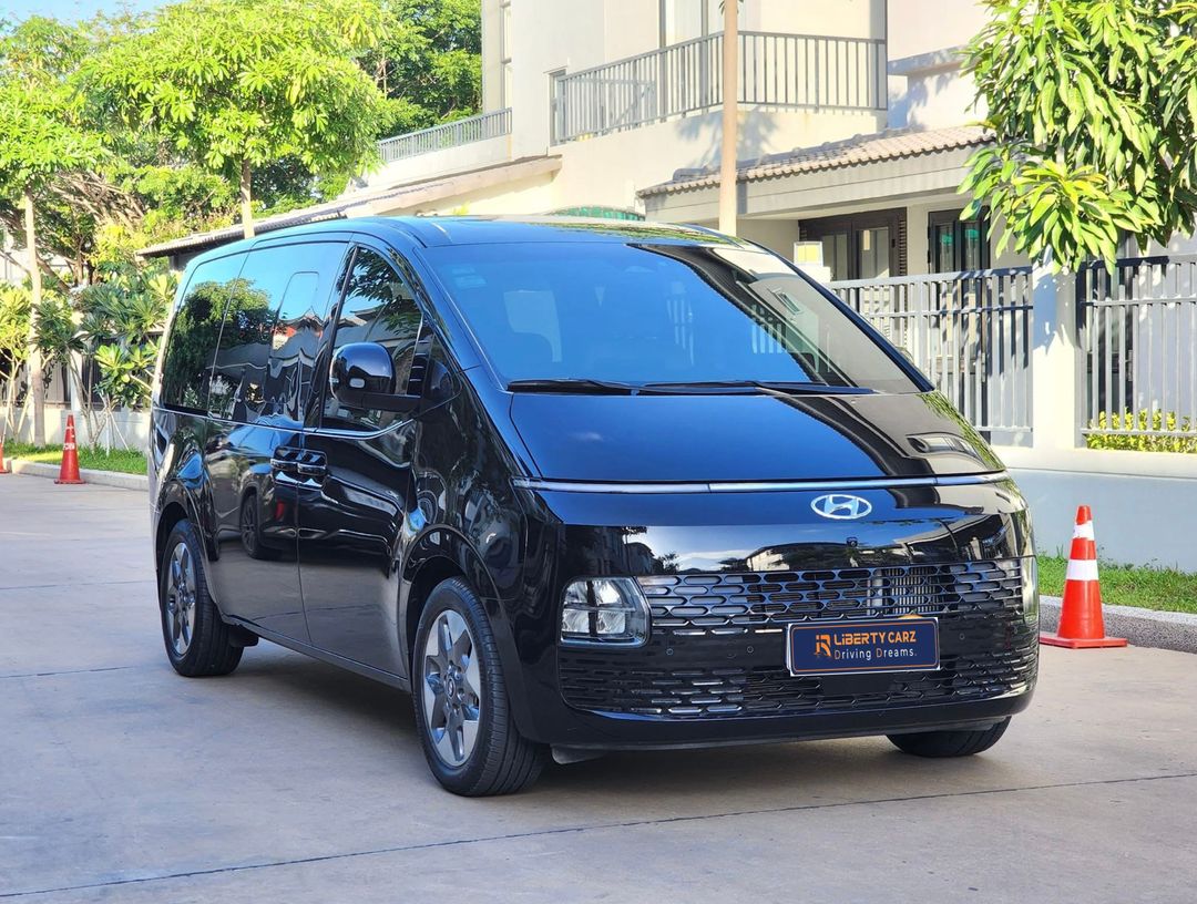 Hyundai Staria 2023forsale