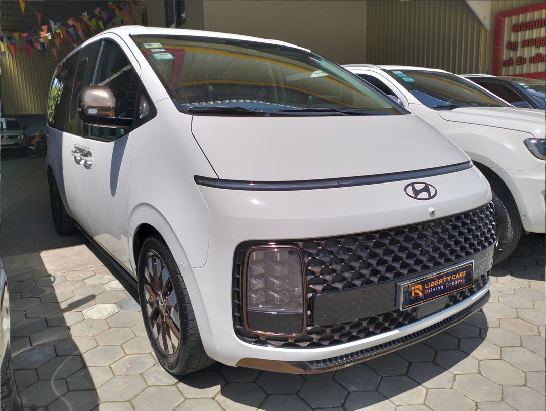 Hyundai Staria 2023forsale
