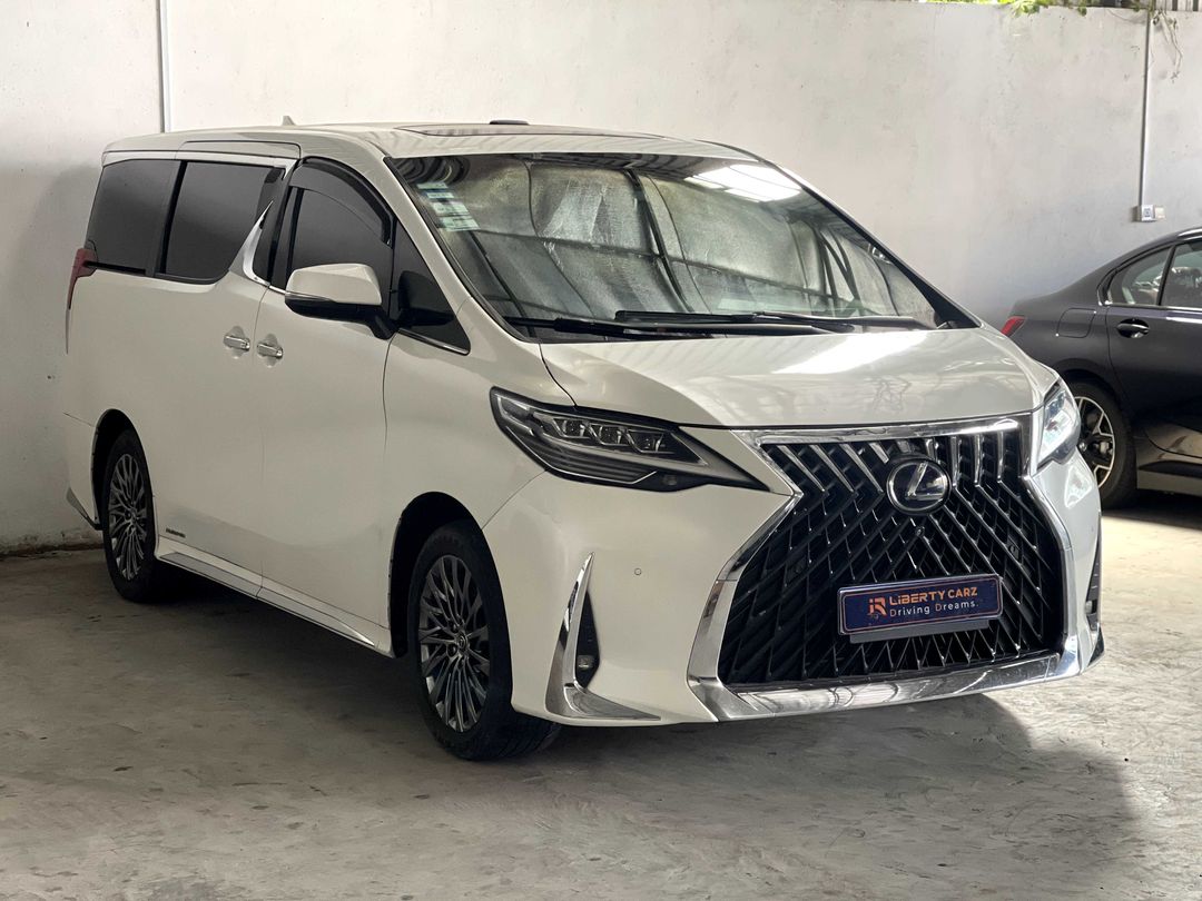 តូយ៉ូតា Vellfire 2016forsale