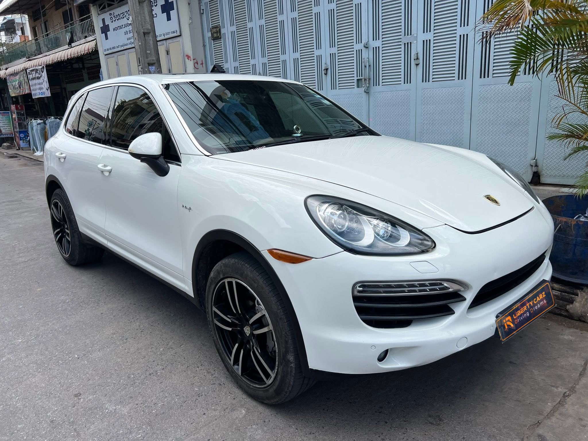 Porsche Cayenne 2011