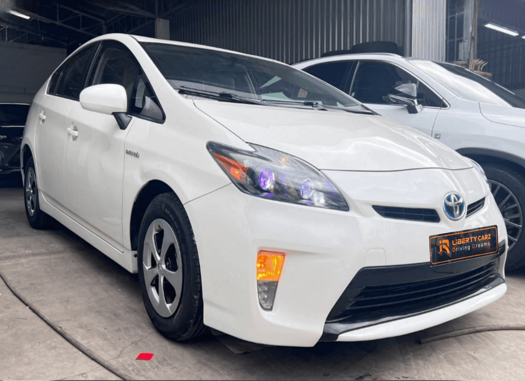 តូយ៉ូតា Prius 2012forsale