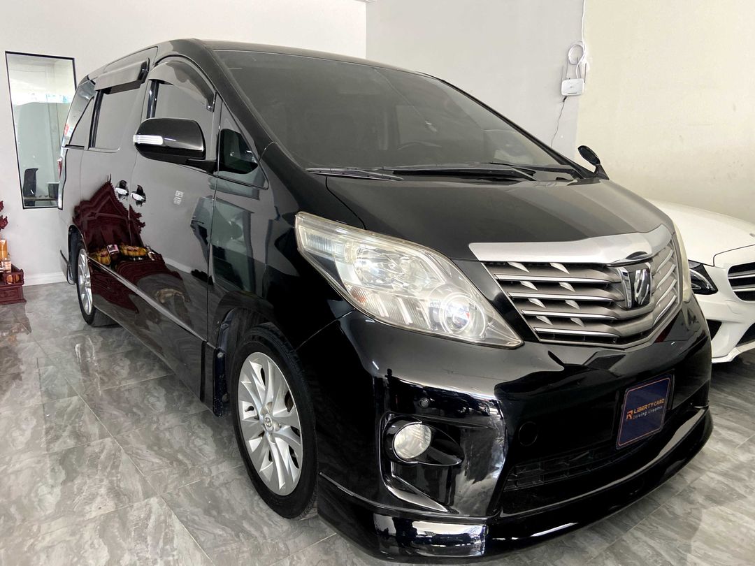 តូយ៉ូតា អាល់ហ្វា 2011forsale
