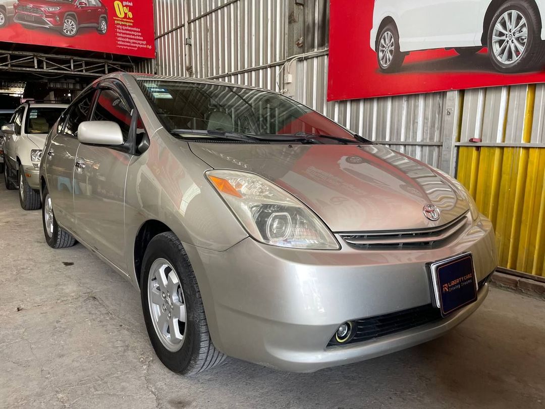 តូយ៉ូតា Prius 2005forsale