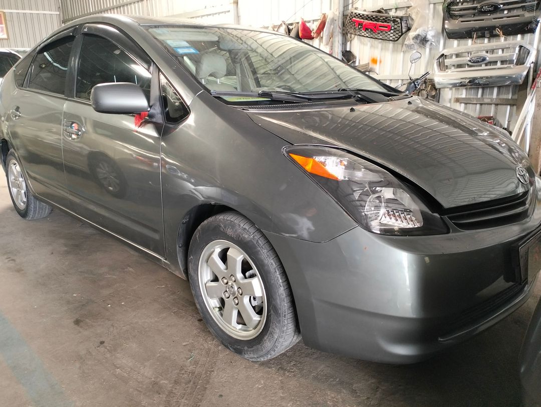 តូយ៉ូតា Prius 2005forsale