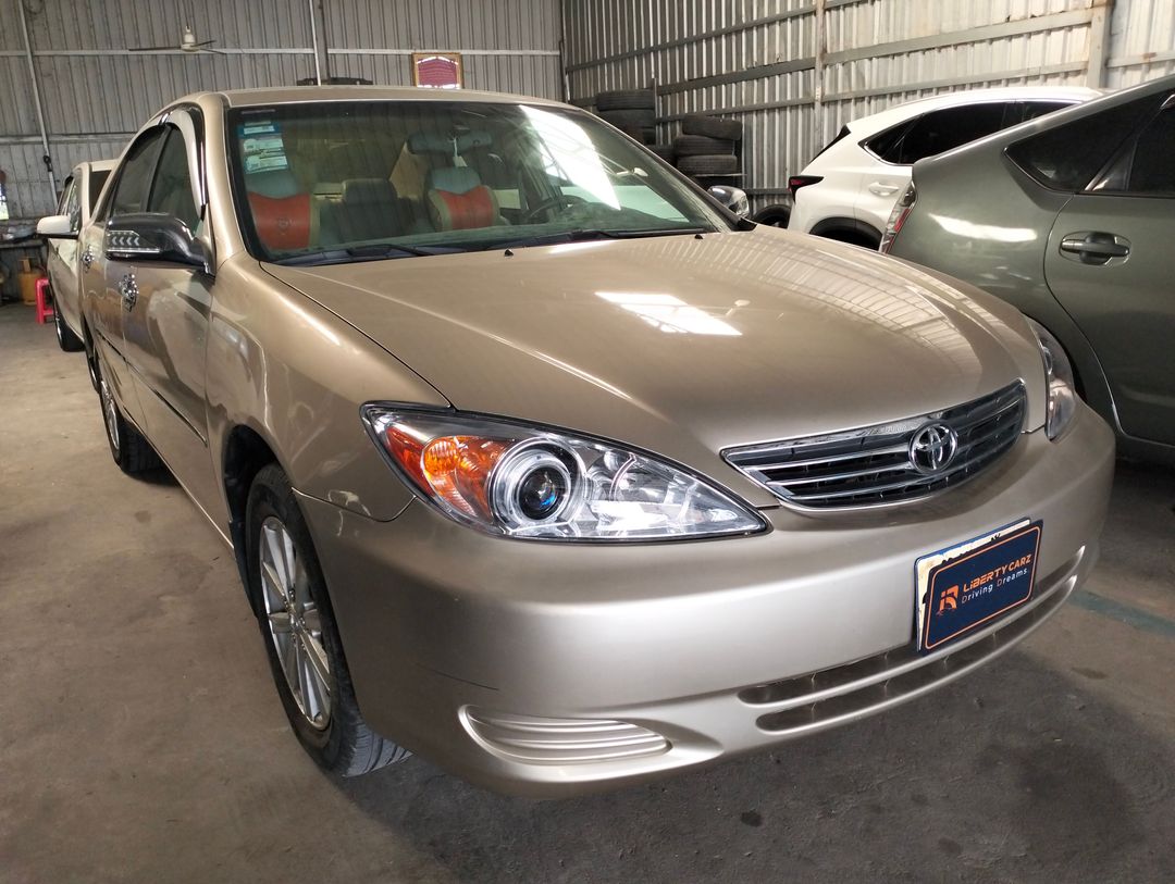 តូយ៉ូតា Camry Le 2002forsale