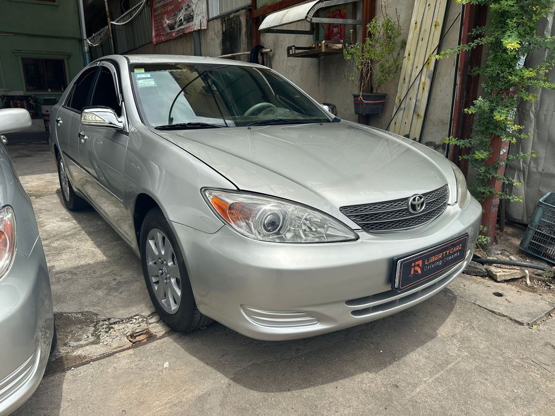 តូយ៉ូតា Camry Le 2004forsale