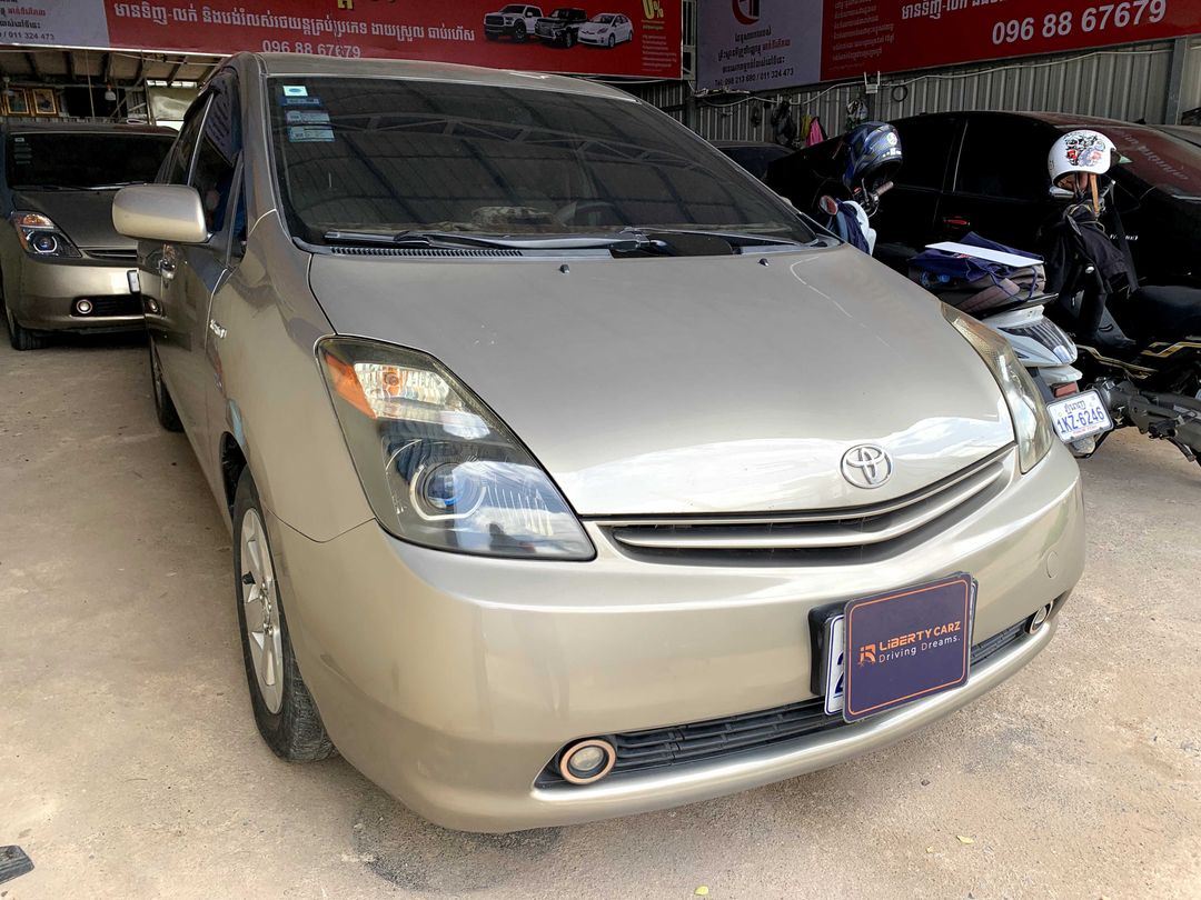 តូយ៉ូតា Prius 2005forsale