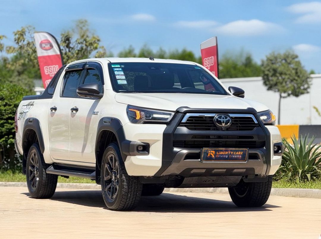 តូយ៉ូតា Hilux Revo Rally 2022forsale