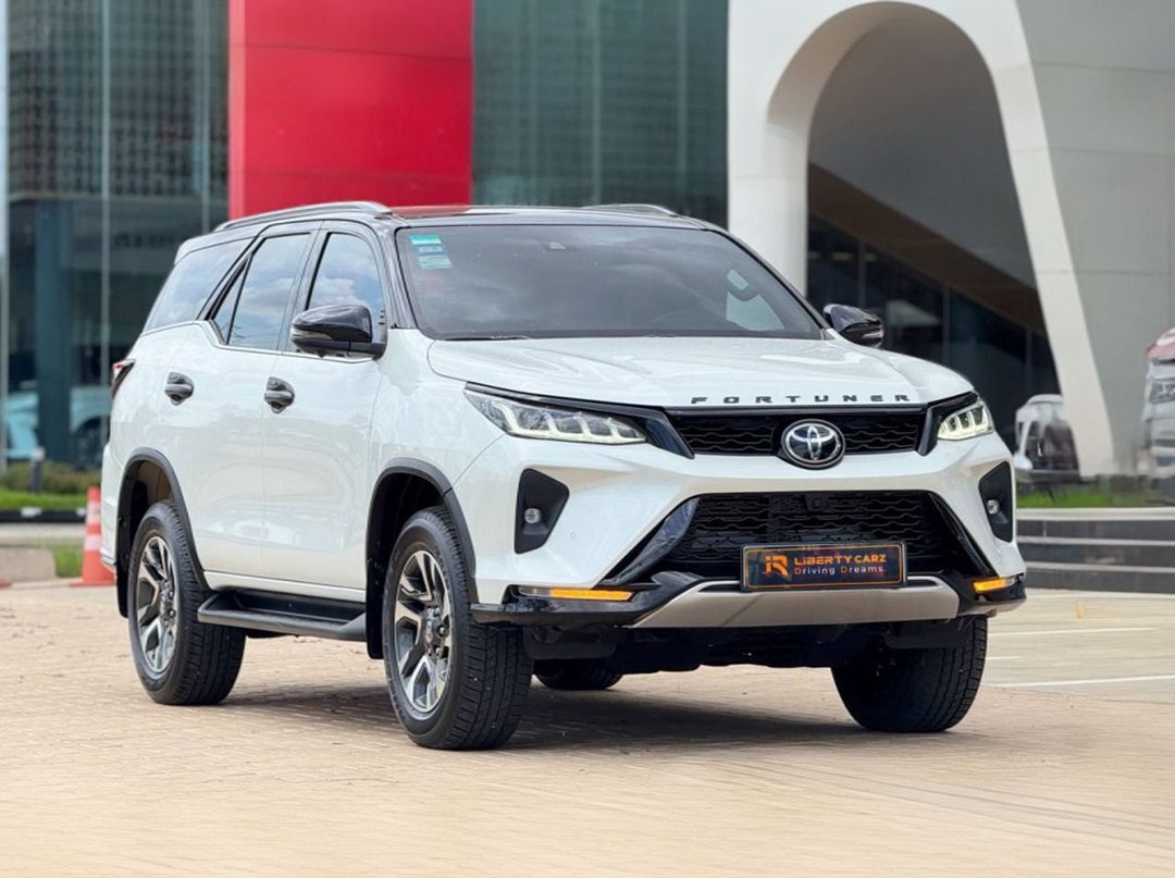 Toyota Fortuner Legender 2023forsale