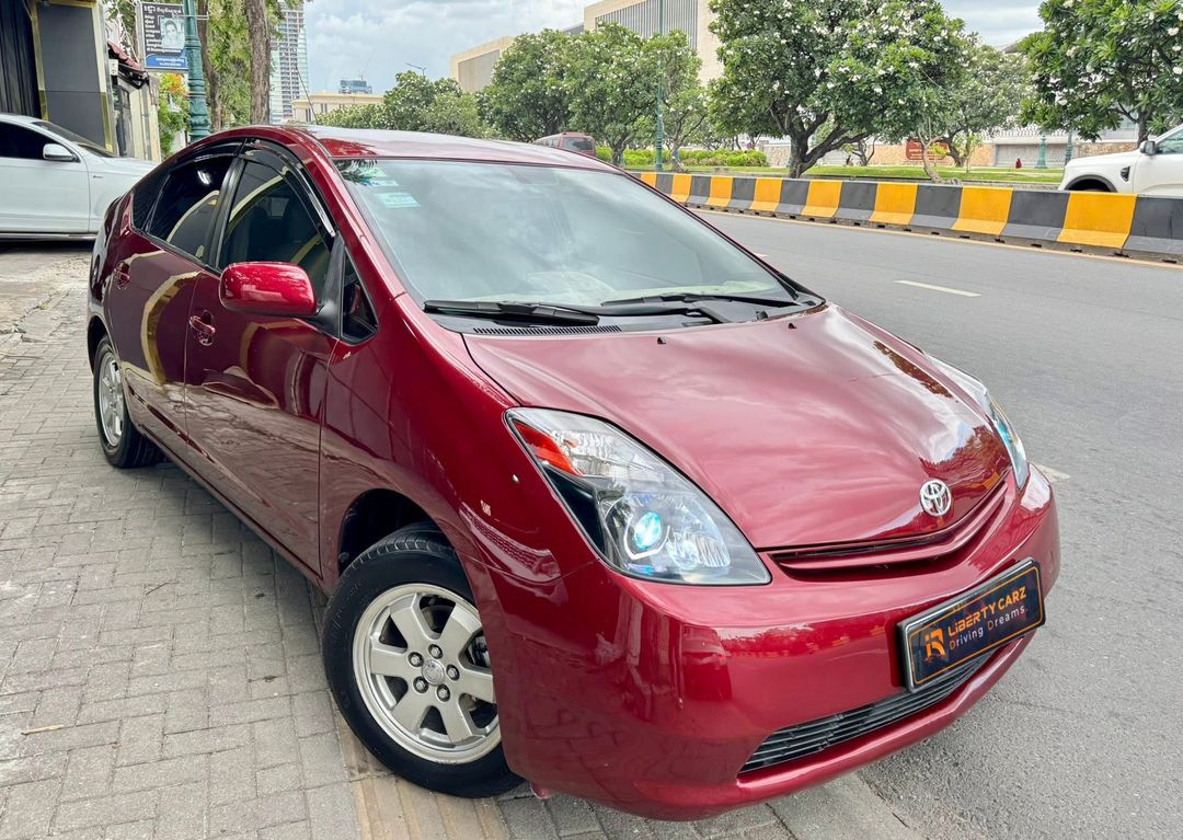 តូយ៉ូតា Prius 2005forsale