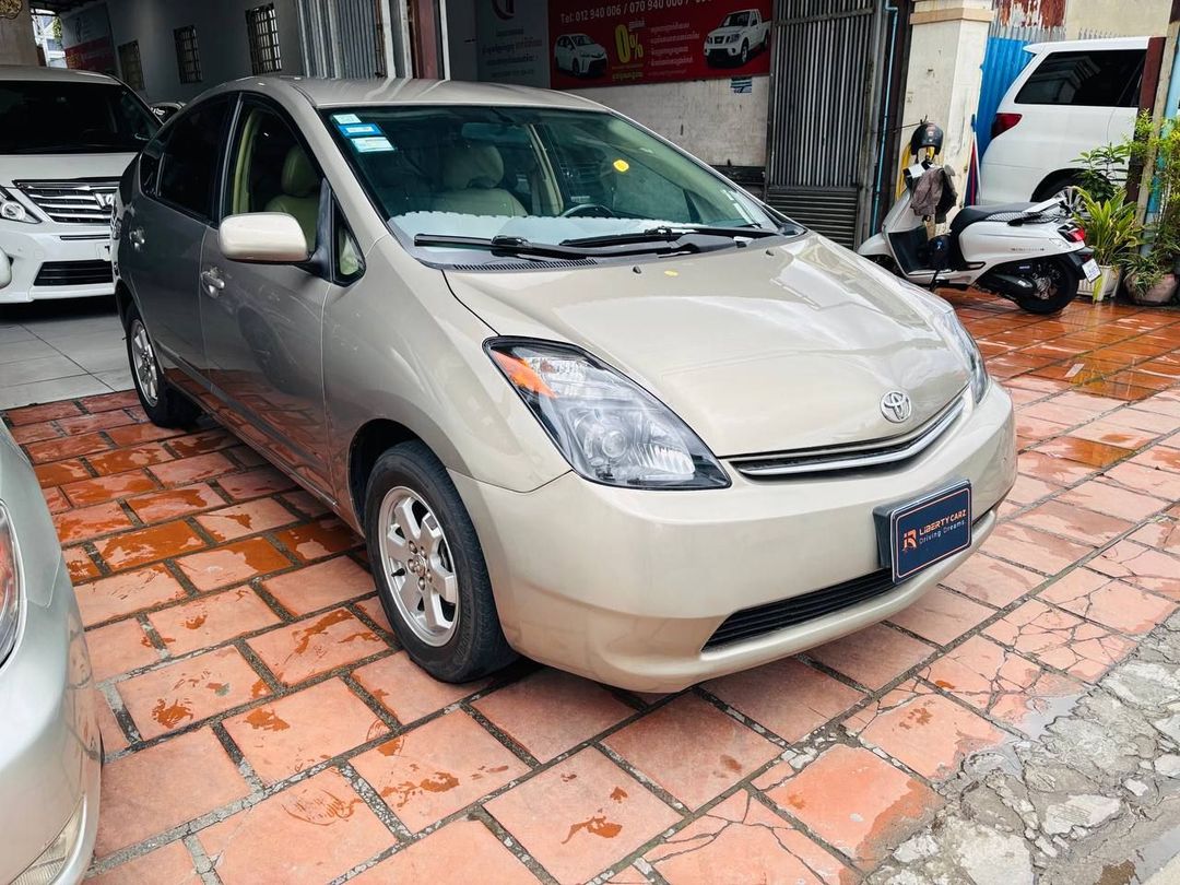 តូយ៉ូតា Prius 2005forsale