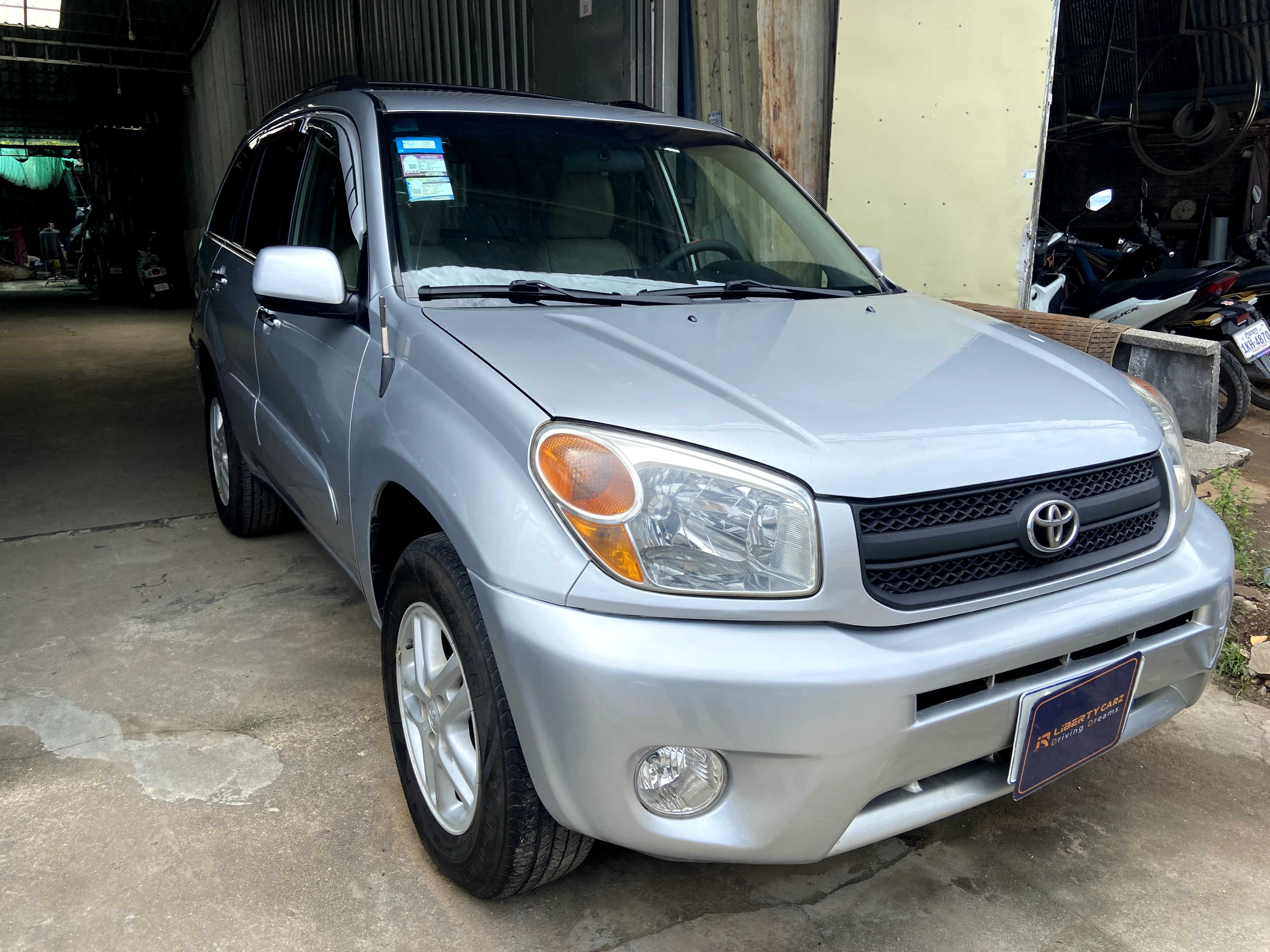 តូយ៉ូតា RAV 4 L 2002forsale