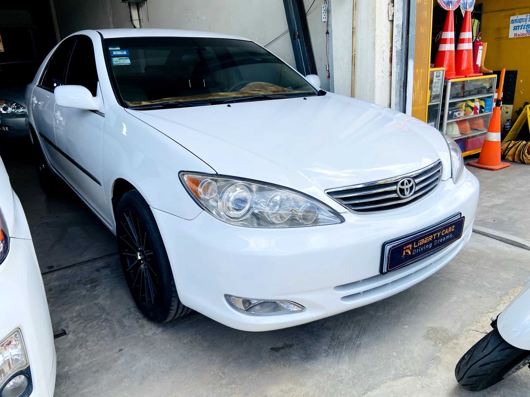 តូយ៉ូតា Camry Le 2002forsale