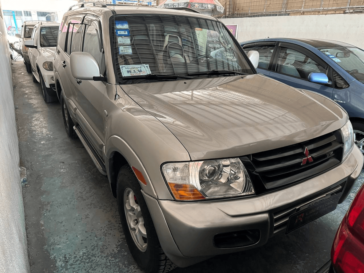 Mitsubishi Montero 2001