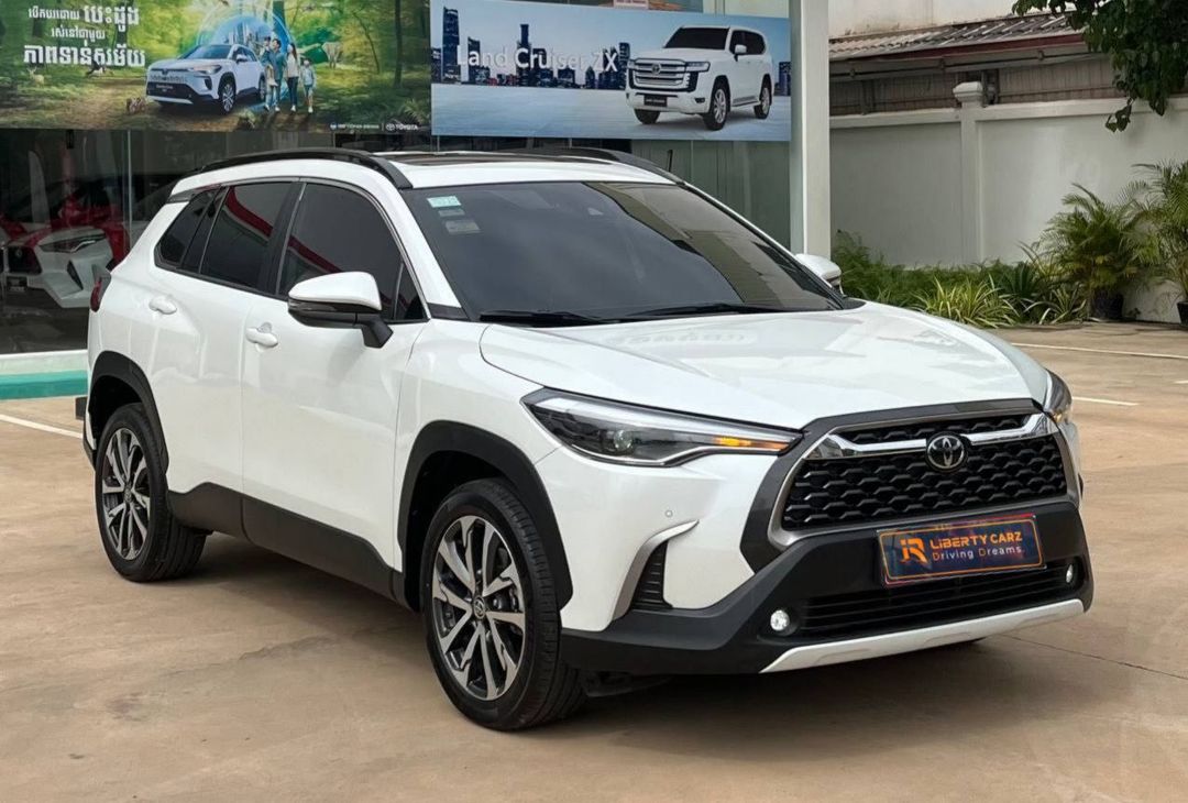 តូយ៉ូតា Corolla Cross 2023forsale