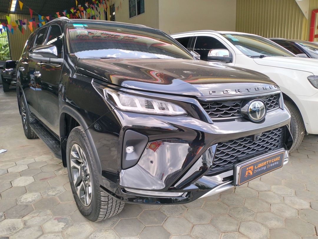 Toyota Fortuner Legender 2023forsale