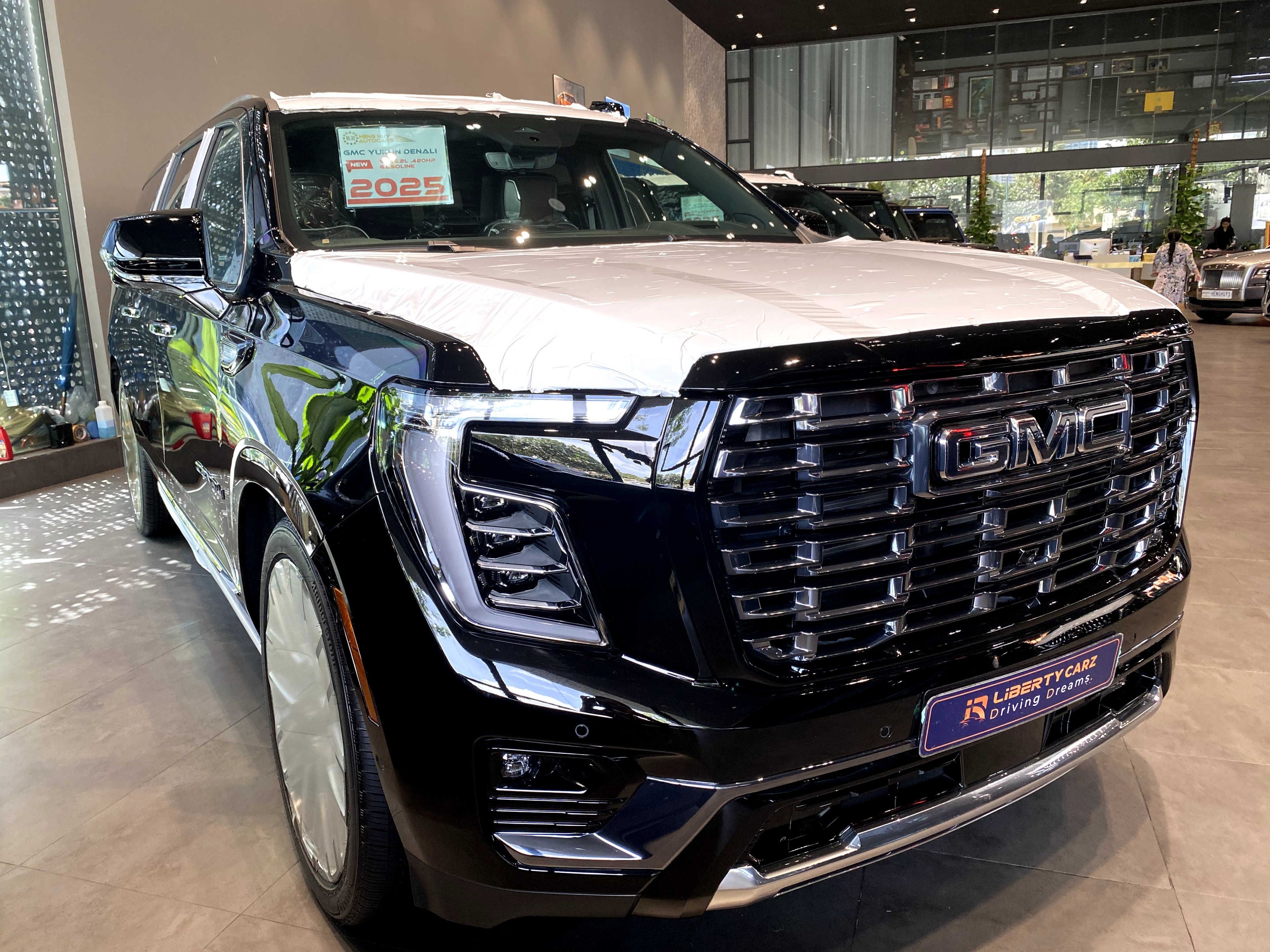 商务之星 Yukon Denali 2025
